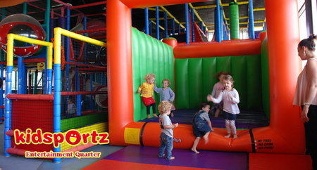 Cool Cats - Holiday Jervis Bay 1