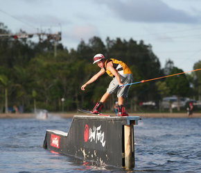 Suncoast Cable Watersports - Holiday Jervis Bay 0