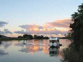 Tweed River House Boats - Holiday Jervis Bay 1