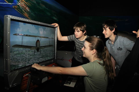 Hinkler Hall Of Aviation - Holiday Jervis Bay 1