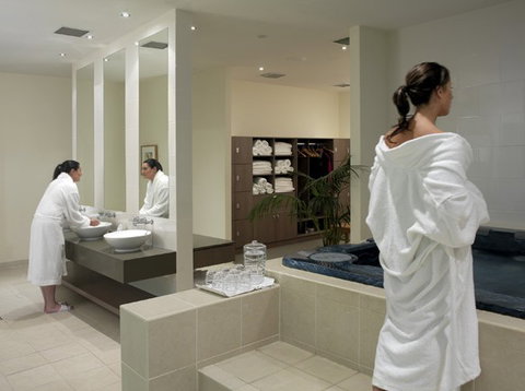 The Golden Door Spa & Health Club At Mirage Resort - Holiday Jervis Bay 1