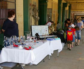 Boulder Market Day - Holiday Jervis Bay 0