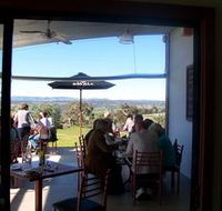 Tenafeate Creek Wines - Holiday Jervis Bay