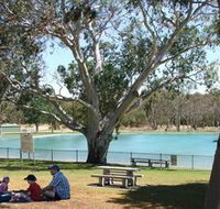 Naracoorte Nature Park and Swimming Lake - Holiday Jervis Bay