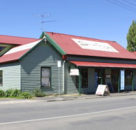 Stanley's Studio and Gallery - Fine Art and Craft - Holiday Jervis Bay