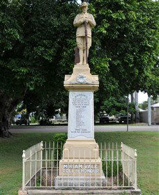 Miriam Vale War Memorial - Holiday Jervis Bay 0
