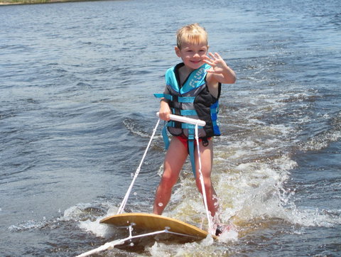 Oz Ski Resort - Holiday Jervis Bay 1