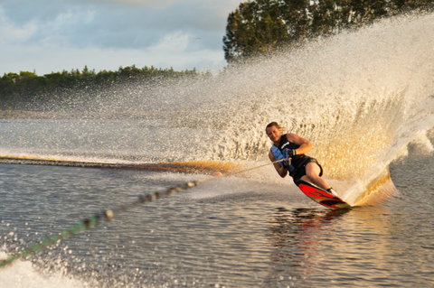 Oz Ski Resort - Holiday Jervis Bay 2