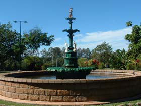 Band Rotunda And Fairy Fountain - Holiday Jervis Bay 0