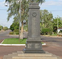 Winton War Memorial - Holiday Jervis Bay