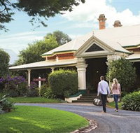 Historical Walk Through Russell Street - Holiday Jervis Bay