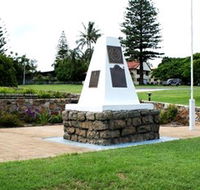 Dunwich War Memorial - Holiday Jervis Bay