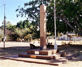 Mount Isa Memorial Cenotaph - Holiday Jervis Bay 0