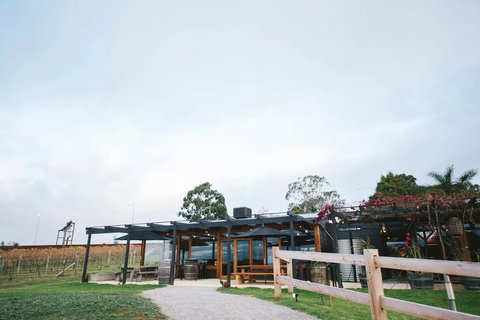 Saint Regis Winery, Food & Wine Bar - Holiday Jervis Bay 3