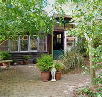 Gumnut Hideaway Gallery - Holiday Jervis Bay