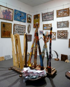 Laddie Timbery Aboriginal Art And Crafts - Holiday Jervis Bay 0