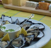 Oyster Shed on Wray Street - Holiday Jervis Bay