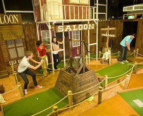 Mega Mini Golf - Holiday Jervis Bay 0