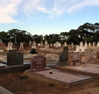 Langhorne Creek Cemetery - Holiday Jervis Bay