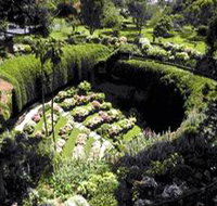 Umpherston Sinkhole - Holiday Jervis Bay