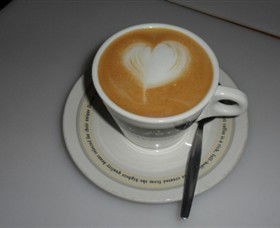 Breretons Bakery And Coffee Lounge - Holiday Jervis Bay 2