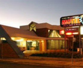 Dubbo RSL Club Resort - Holiday Jervis Bay 0