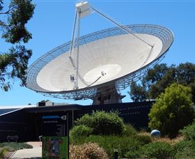 CSIRO Parkes Radio Telescope - Holiday Jervis Bay 5