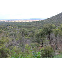Ben Hall's Cave walking track - Holiday Jervis Bay