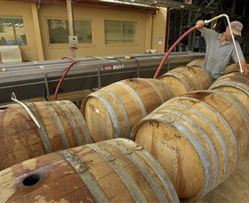 Charles Sturt University Winery Wagga Wagga - Holiday Jervis Bay 1