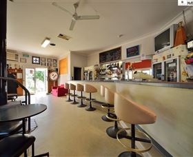 The Farmers Inn At Burrumbuttock - Holiday Jervis Bay 2