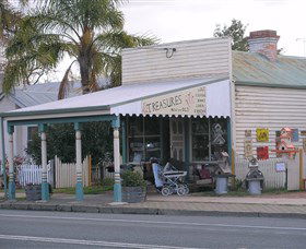 Lady Gails Bookshop And Curios - Holiday Jervis Bay 0