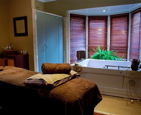 Yindi Day Spa - Holiday Jervis Bay 1