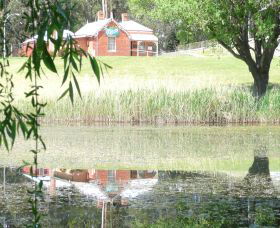 Queanbeyan Art Society - Holiday Jervis Bay 0