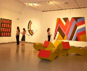 Penrith Regional Gallery And The Lewers Bequest - Holiday Jervis Bay 0