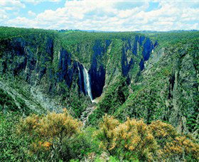 Wollomombi Falls - Holiday Jervis Bay 0