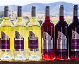 Robyn Drayton Wines - Holiday Jervis Bay 0