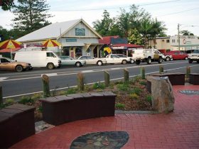 Maleny Handicraft Markets - Holiday Jervis Bay 0