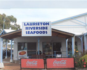 Laurieton Riverside Seafoods - Holiday Jervis Bay 1