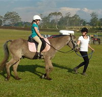 Port Macquarie Horse Riding Centre - Holiday Jervis Bay