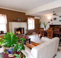 Villa Cavour Bed and Breakfast - Holiday Jervis Bay