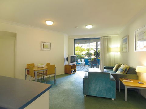 Oaks Calypso Plaza - Holiday Jervis Bay 2