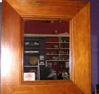 Eltham Village Gallery  Trading Company - Holiday Jervis Bay