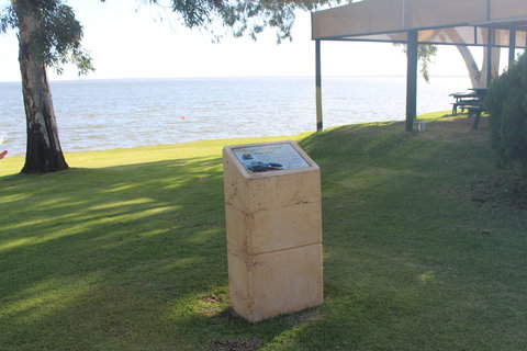 Barmera Aquatic Sporting Pioneers - Holiday Jervis Bay 2