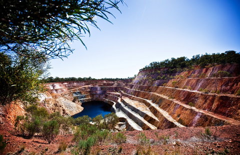 Peak Hill Open Gold Mine - Holiday Jervis Bay 0
