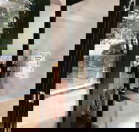 Dot and Frankie - Holiday Jervis Bay