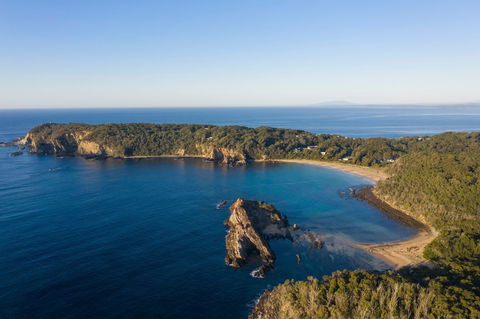 Snorkelling Guerilla Bay - Holiday Jervis Bay 0
