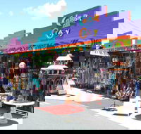 Colour Me Crazy - Holiday Jervis Bay