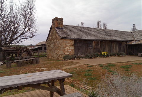 Early Settlers Hut - Holiday Jervis Bay 0
