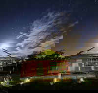 Copperfield Store Chimney and Cemetery - Holiday Jervis Bay