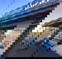 Peterborough Licensed Grocers - Holiday Jervis Bay